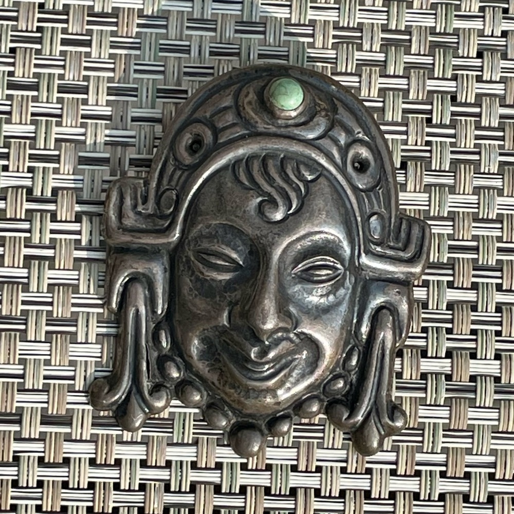 Vintage Diety Head Brooch